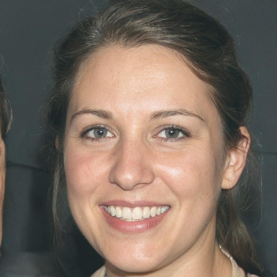 Portrait d'Élise Vautrelle, conseillère en gestion de patrimoine